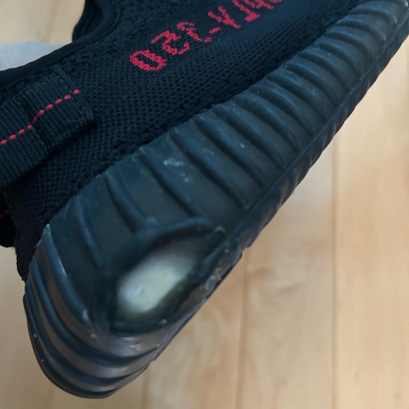 Adidas Yeezy 350 - Picture 7 of 7